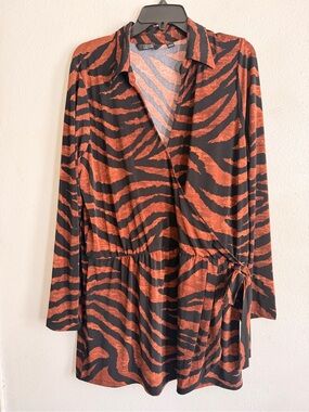 Women's Rust & Black Zebra Tie-Waist Blouse